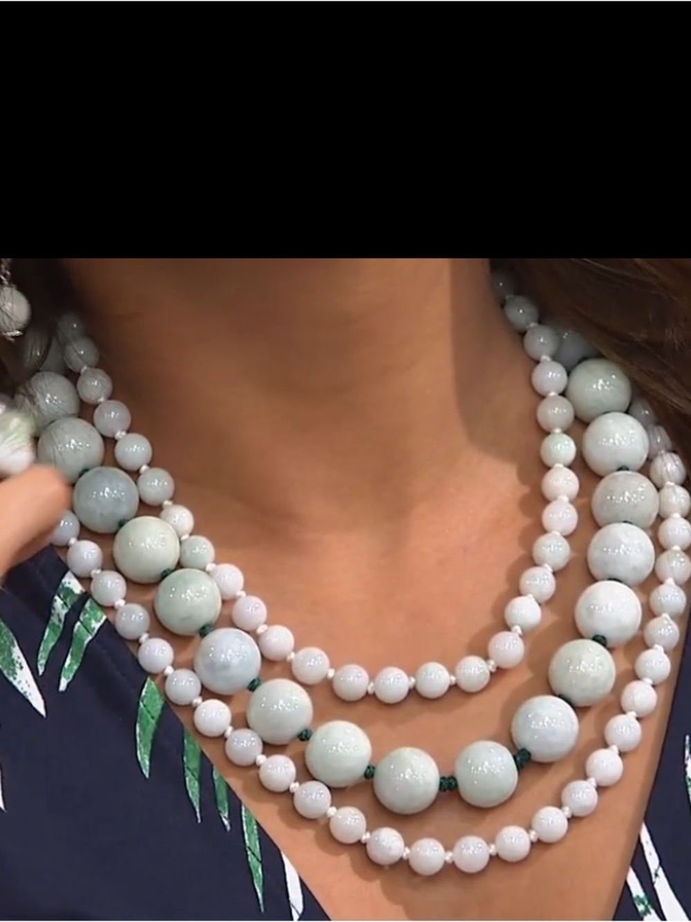 NIB Jade of Yesteryear Necklace Sterling Silver Jade graduated green